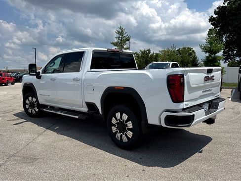 New 2026 GMC Sierra 2500 Denali w/ Denali Reserve Package AWD/4WD image 3