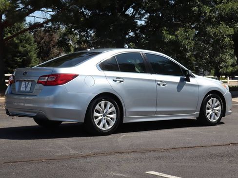 Used 2015 Subaru Legacy 2.5i Premium AWD/4WD image 5