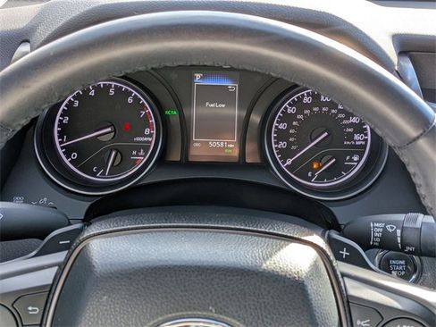 Used 2024 Toyota Camry SE w/ Convenience Package image 21