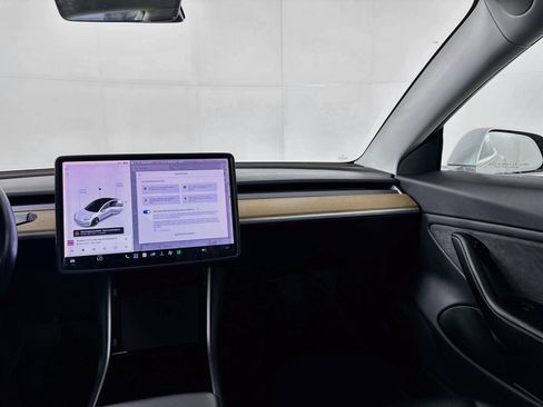 Used 2018 Tesla Model 3 Performance AWD/4WD image 20