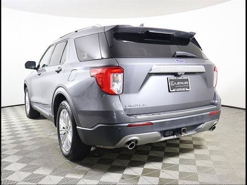 Used 2022 Ford Explorer Limited w/ Equipment Group 301A RWD image 4