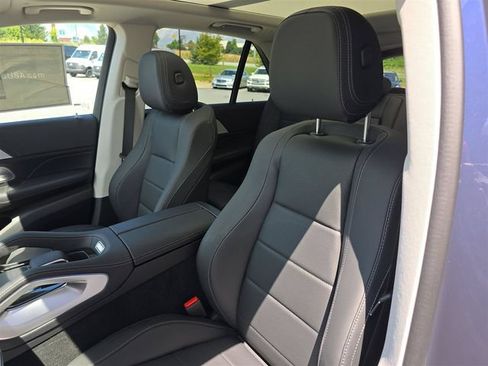 Used 2025 Mercedes-Benz GLE 350 4MATIC image 23