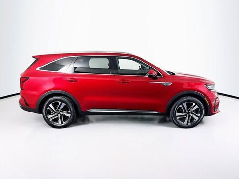 Certified 2023 Kia Sorento EX AWD/4WD image 4