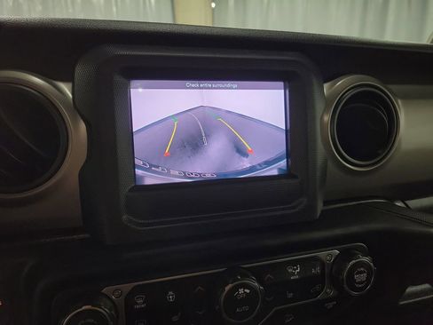 Used 2020 Jeep Wrangler Unlimited Sport image 16