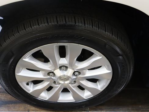 Used 2013 Toyota Sequoia Platinum RWD image 29