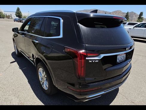 Used 2024 Cadillac XT6 Luxury FWD image 4