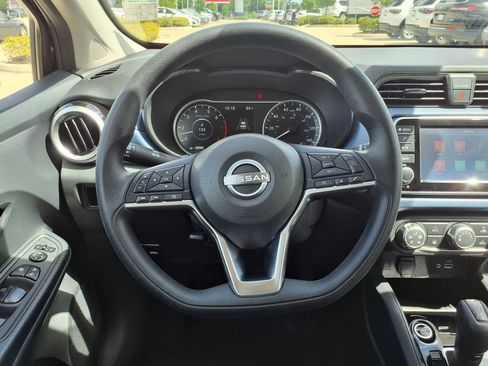 Used 2025 Nissan Versa SV FWD image 26
