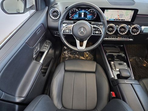Certified 2022 Mercedes-Benz GLB 250 4MATIC image 16