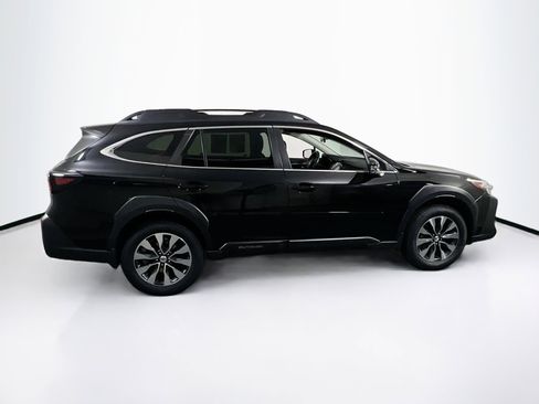 Used 2023 Subaru Outback Limited image 4