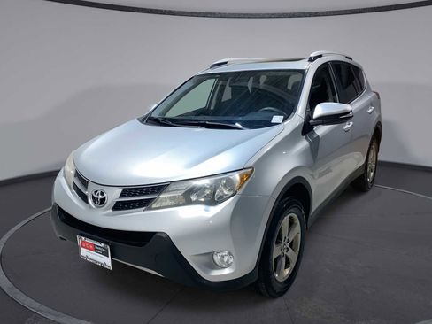 Used 2015 Toyota RAV4 XLE AWD/4WD image 1