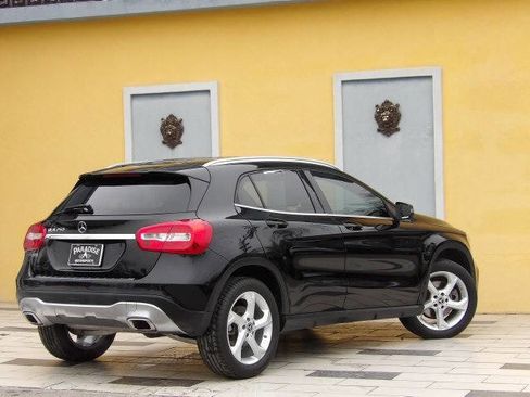 Used 2018 Mercedes-Benz GLA 250 image 3