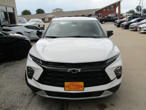 New 2026 Chevrolet Blazer LT w/ Midnight/Sport Edition AWD/4WD image 13