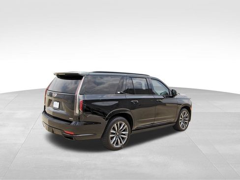 Used 2023 Cadillac Escalade Sport Platinum AWD/4WD image 4