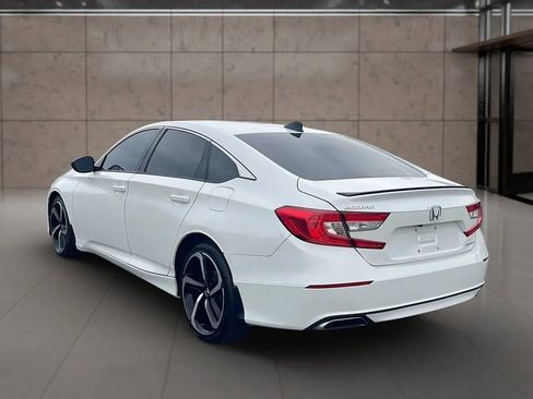 Used 2022 Honda Accord Sport image 4