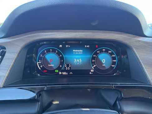 New 2026 Volkswagen Atlas SE FWD image 17