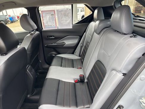 Used 2023 Nissan Kicks SR w/ SR Premium Package image 13
