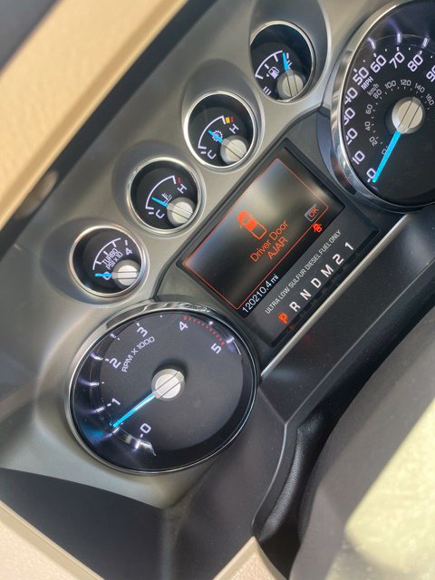 Used 2016 Ford F350 Lariat w/ Lariat Ultimate Package AWD/4WD image 13