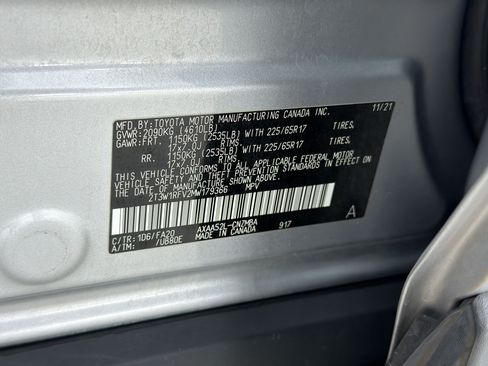 Used 2021 Toyota RAV4 XLE FWD image 19