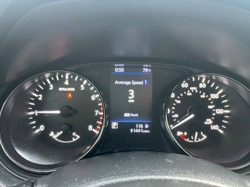 Used 2019 Nissan Rogue SV AWD/4WD image 42