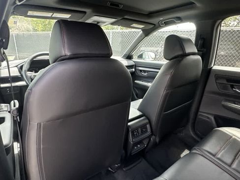 Used 2025 Honda CR-V Sport-L image 24