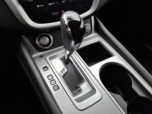 Used 2019 Nissan Murano SL AWD/4WD image 14