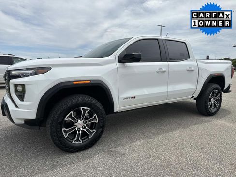 Used 2025 GMC Canyon AT4 AWD/4WD image 8