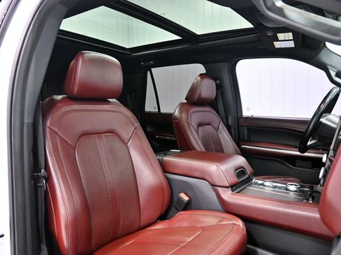 Used 2022 Ford Expedition Max Limited AWD/4WD image 33
