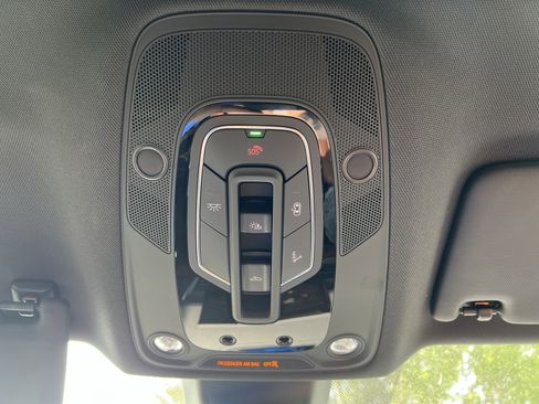 Used 2023 Audi Q5 2.0T Premium w/ Convenience Package image 28