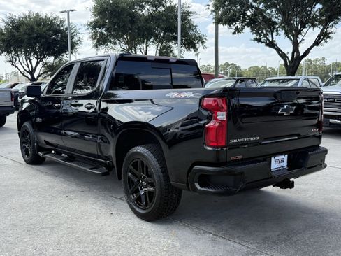 Used 2025 Chevrolet Silverado 1500 RST AWD/4WD image 7