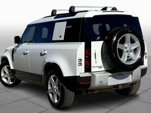 Used 2020 Land Rover Defender 110 SE image 10