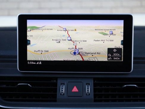 Used 2018 Audi Q5 2.0T Premium Plus w/ Premium Plus Package image 39