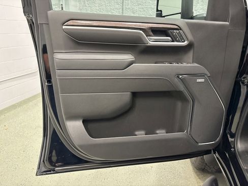 New 2026 Chevrolet Silverado 3500 LTZ w/ LTZ Plus Package image 15