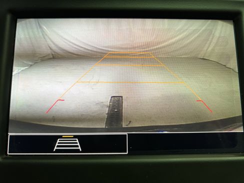 Used 2022 Chevrolet Equinox LT image 19