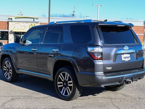 Used 2017 Toyota 4Runner SR5 image 5