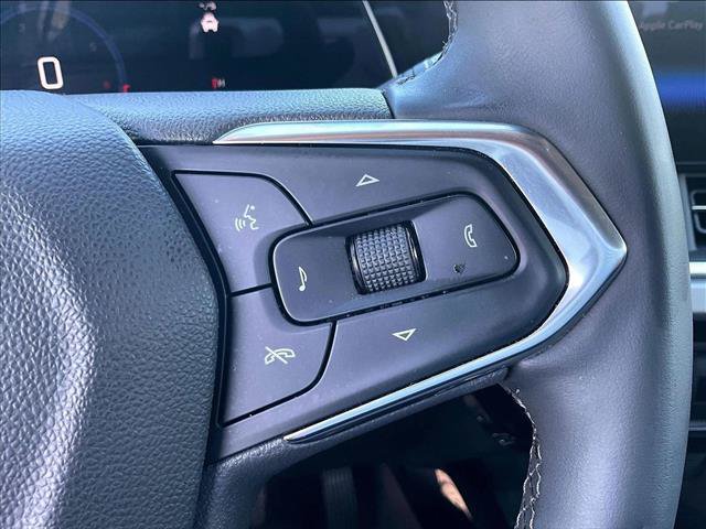 Used 2025 Chevrolet Trax LT w/ Driver Confidence Package FWD image 18