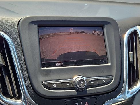 Used 2022 Chevrolet Equinox LT FWD image 28