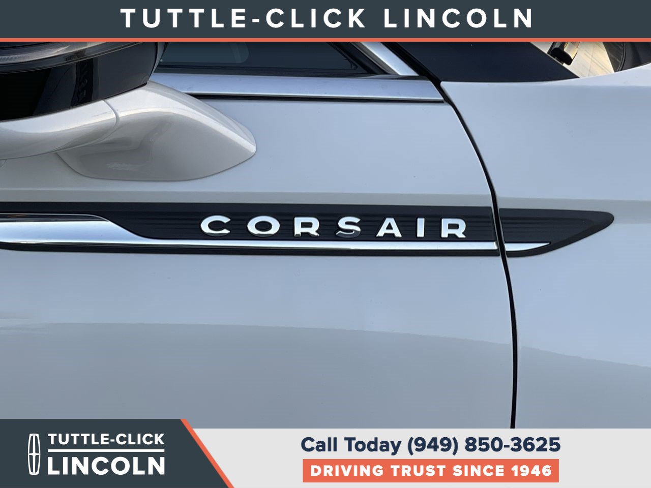 New 2025 Lincoln Corsair Reserve w/ Equipment Group 202A FWD image 8