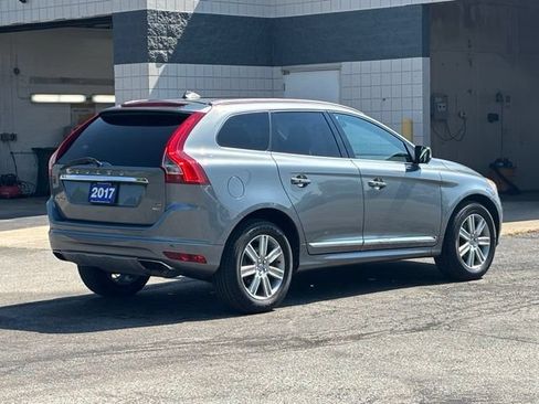 Used 2017 Volvo XC60 T5 Inscription w/ Advanced Package AWD/4WD image 4