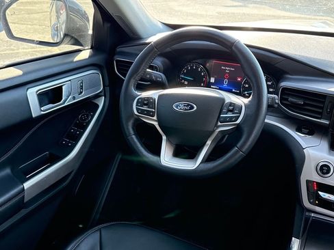 Certified 2023 Ford Explorer XLT w/ Equipment Group 202A image 15