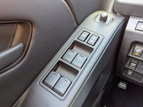 New 2026 Nissan Frontier SV w/ SV Convenience Package RWD image 11