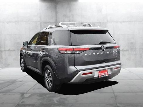 Certified 2024 Nissan Pathfinder SL image 7