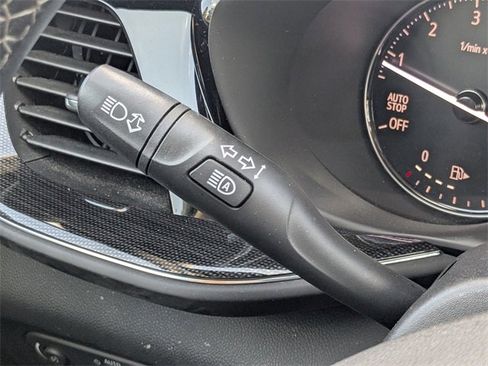 Used 2021 Buick Envision Essence w/ Technology Package I image 29