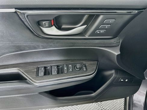 Used 2018 Honda Clarity Touring image 15