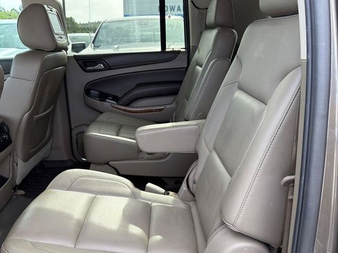 Used 2016 Chevrolet Suburban LTZ AWD/4WD image 22