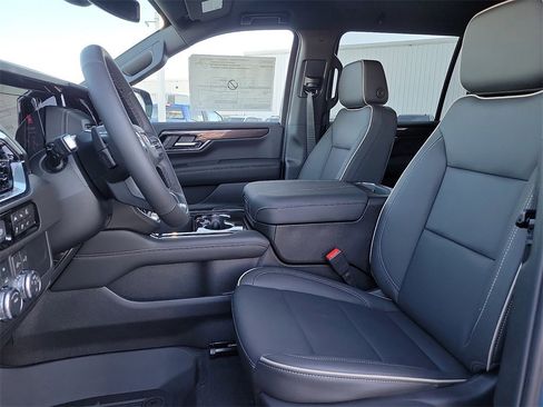 New 2026 GMC Yukon XL Elevation w/ LPO, Floor Liner Package image 19