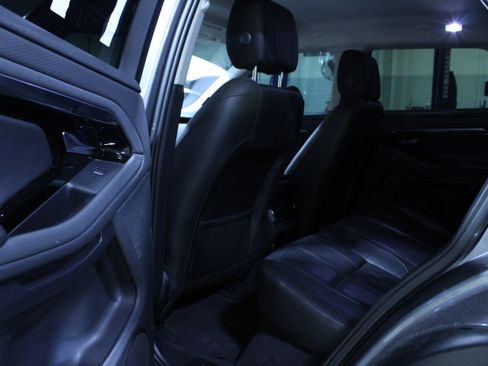 Used 2020 Land Rover Range Rover Evoque S image 22