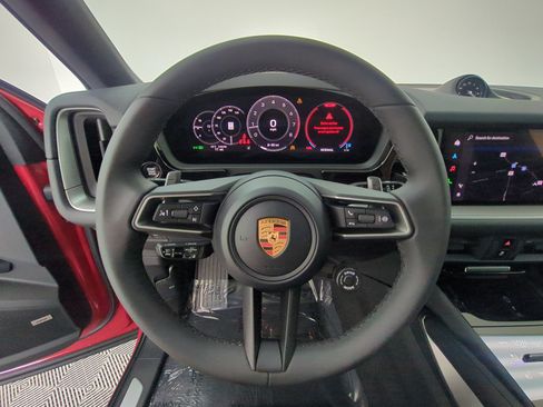 New 2026 Porsche Cayenne Coupe AWD/4WD image 19