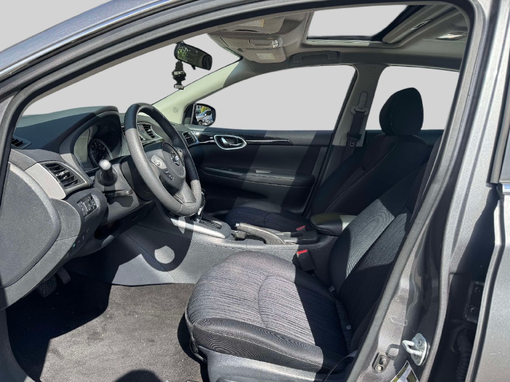 Used 2017 Nissan Sentra SV w/ Style Package FWD image 16