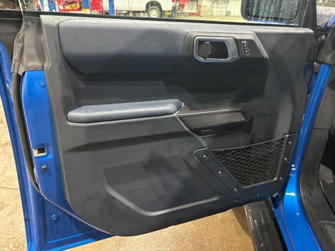 Used 2024 Ford Bronco Outer Banks image 9