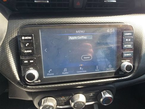 Used 2023 Nissan Kicks SV FWD image 10
